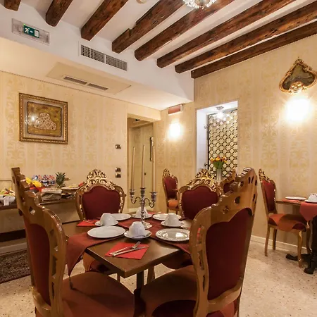 Dimora Marciana Bed & Breakfast