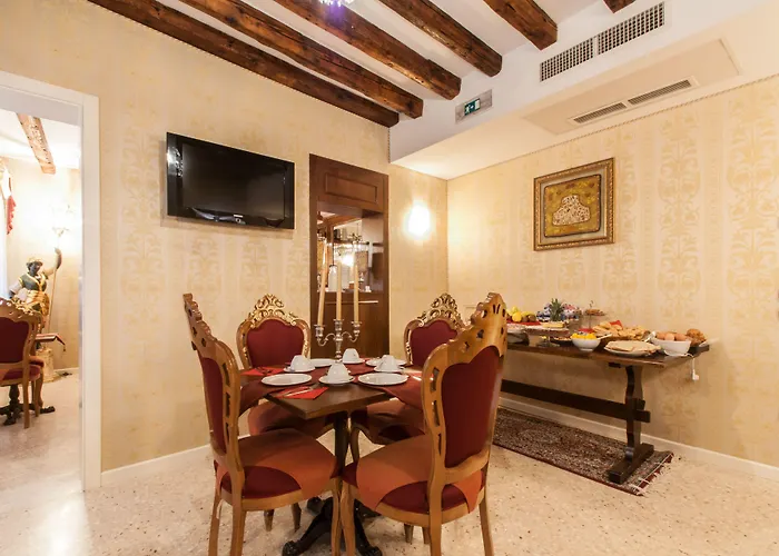 Dimora Marciana Bed & Breakfast 3*