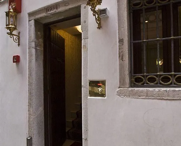 Dimora Marciana Bed & Breakfast 3*