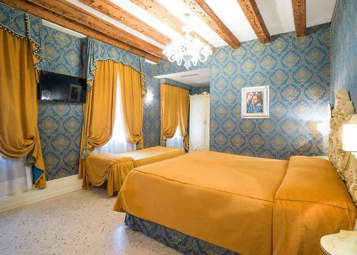 Dimora Marciana Bed & Breakfast 3*